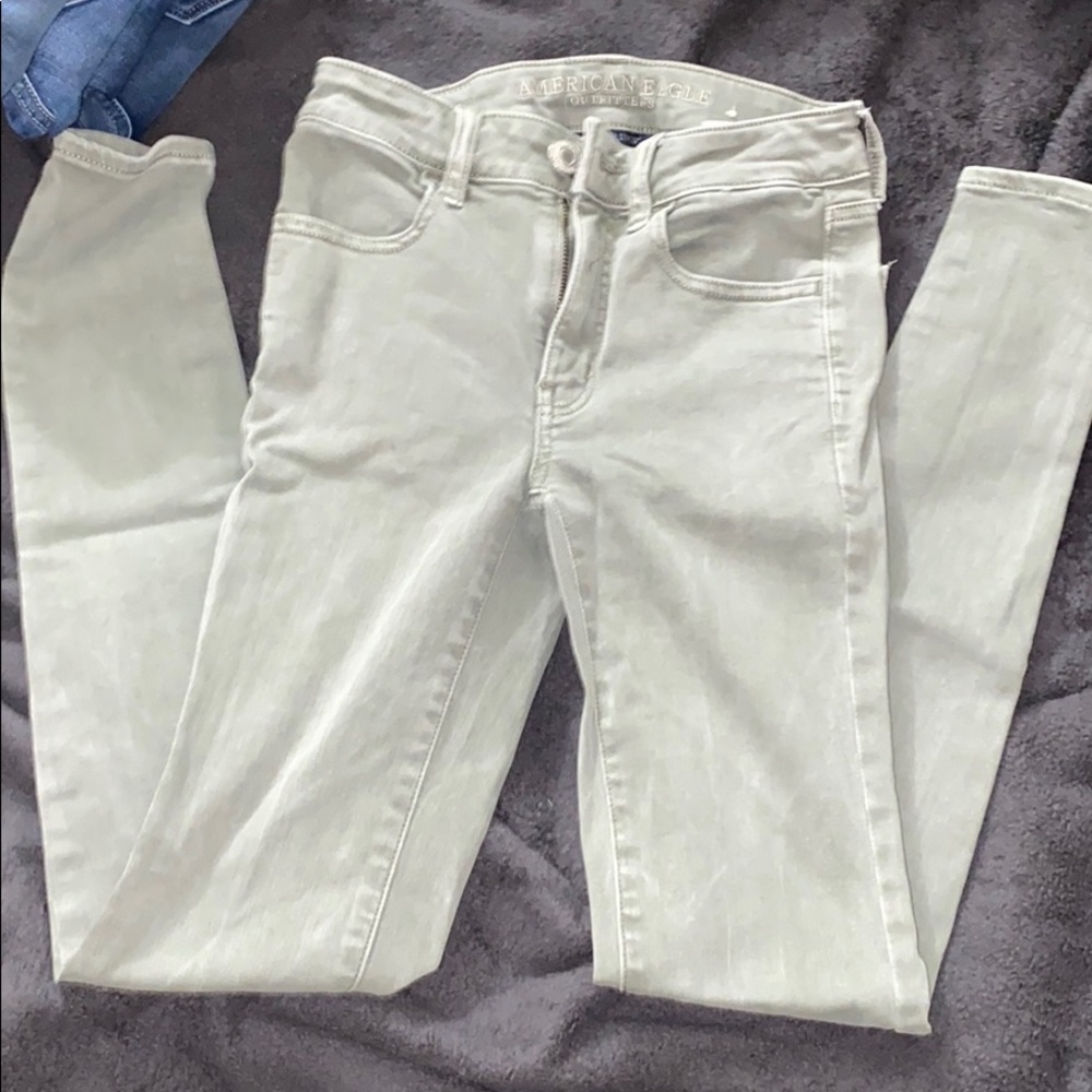Women’s jeans